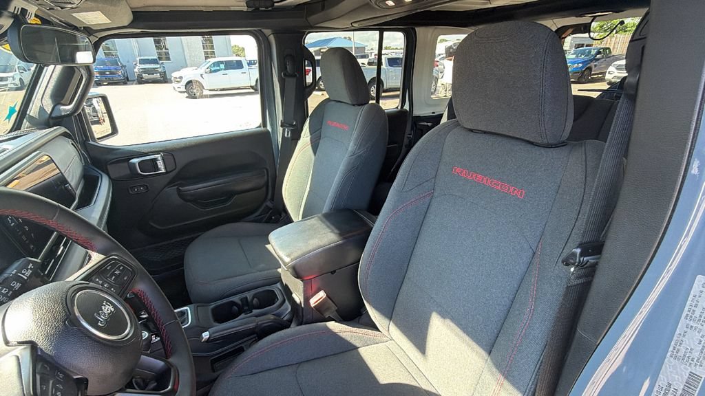 Used 2024 Jeep Wrangler Unlimited Rubicon AWD/4WD image 21