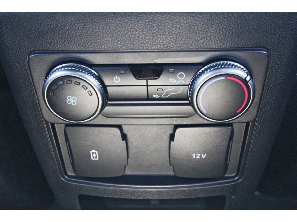 Certified 2020 Ford Explorer XLT RWD image 13