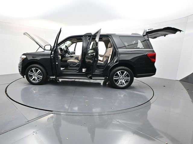 Certified 2022 Ford Expedition Limited image 38