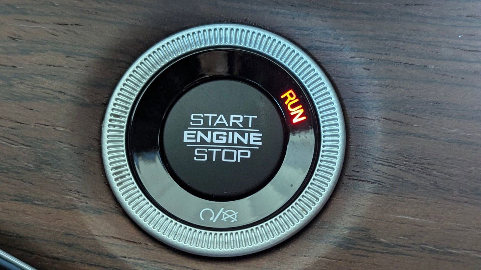 Used 2022 Jeep Grand Cherokee Summit w/ Luxury Tech Group V image 29