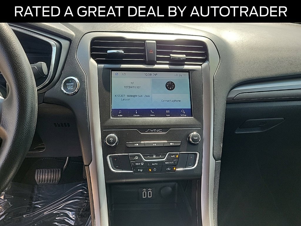 Certified 2020 Ford Fusion SE FWD image 26