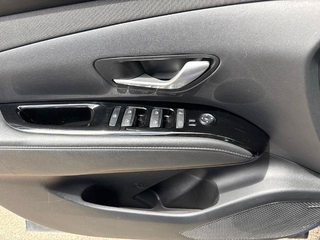 Used 2022 Hyundai Tucson SEL w/ Convenience + Premium Package AWD/4WD image 19