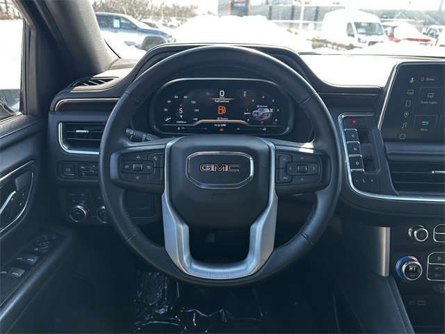 Used 2023 GMC Yukon XL SLE image 15