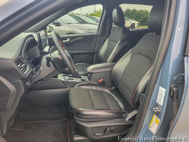 Certified 2023 Ford Escape ST-Line w/ Tech Pack #1 AWD/4WD image 11