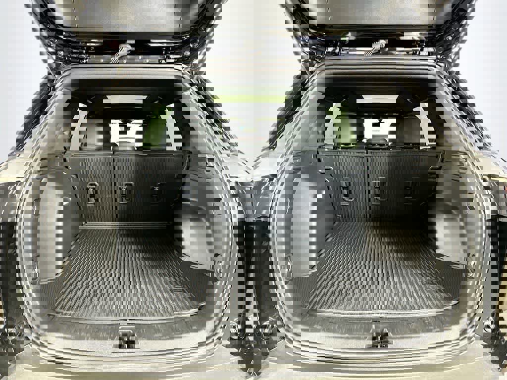 Used 2025 Chevrolet Equinox RS w/ Safety and Technology Package image 23