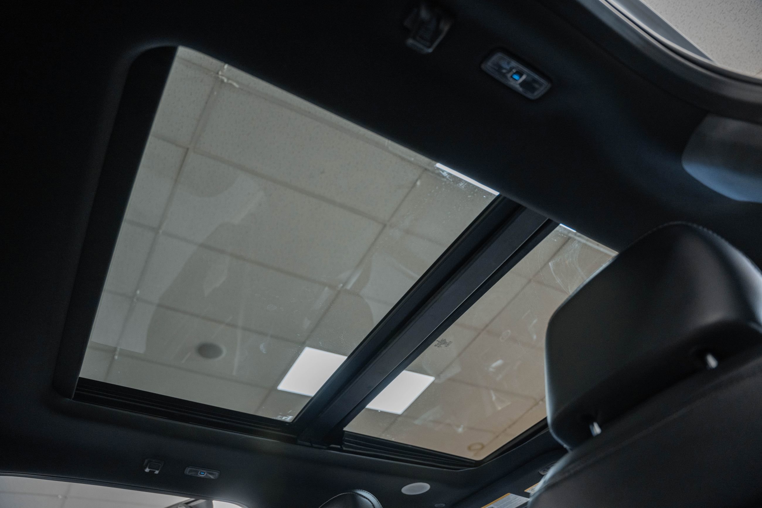 Certified 2021 Ford F150 Lariat w/ Equipment Group 502A High image 43