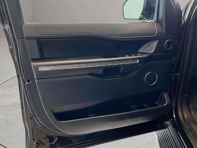 Certified 2021 Ford Expedition Max XLT AWD/4WD image 15