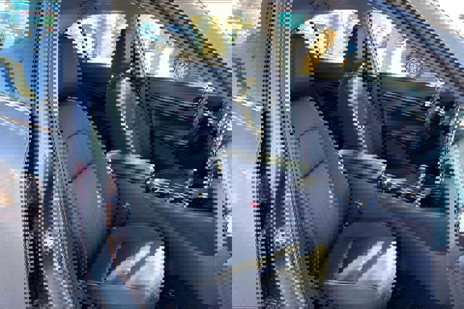 Used 2024 Nissan Altima 2.5 SV image 10