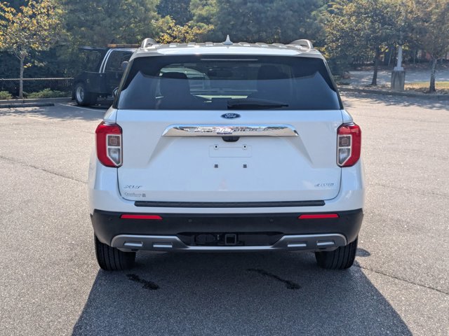 Certified 2023 Ford Explorer XLT w/ Equipment Group 202A image 4