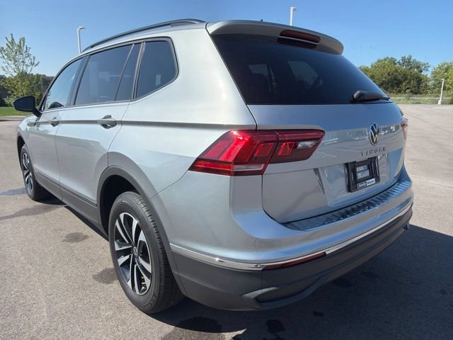 Used 2022 Volkswagen Tiguan S FWD image 12