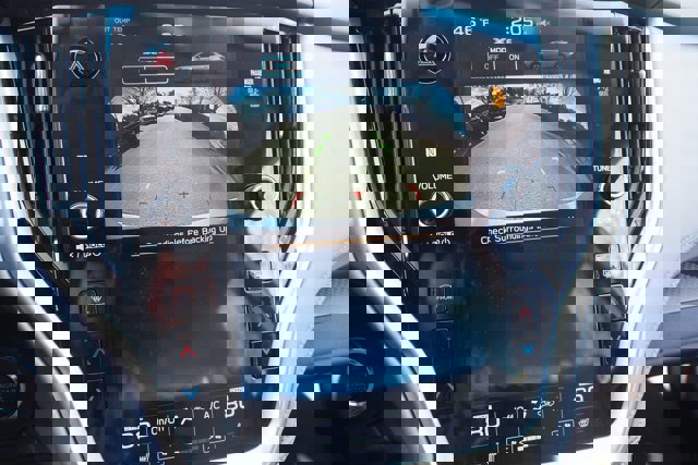 Used 2022 Subaru Outback Premium image 28