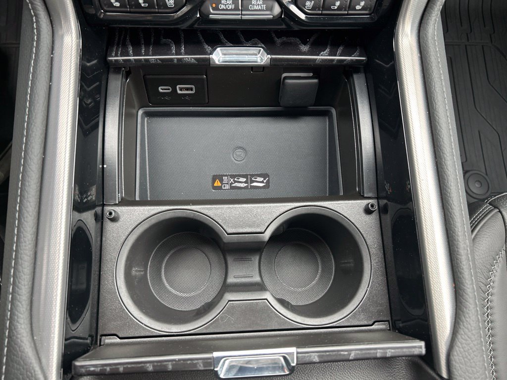 Used 2024 GMC Yukon XL Denali w/ LPO, Floor Liner Package AWD/4WD image 26