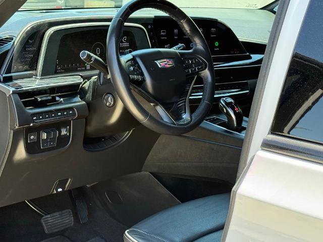 Used 2022 Cadillac Escalade ESV Sport w/ Touring Package AWD/4WD image 6