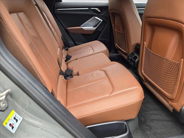 Used 2022 Audi Q3 2.0T Premium AWD/4WD image 18
