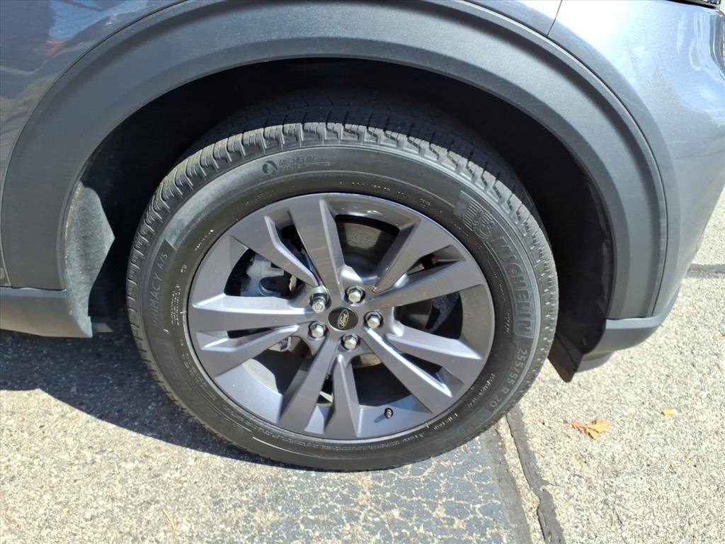 Certified 2023 Ford Explorer XLT w/ Equipment Group 202A image 8
