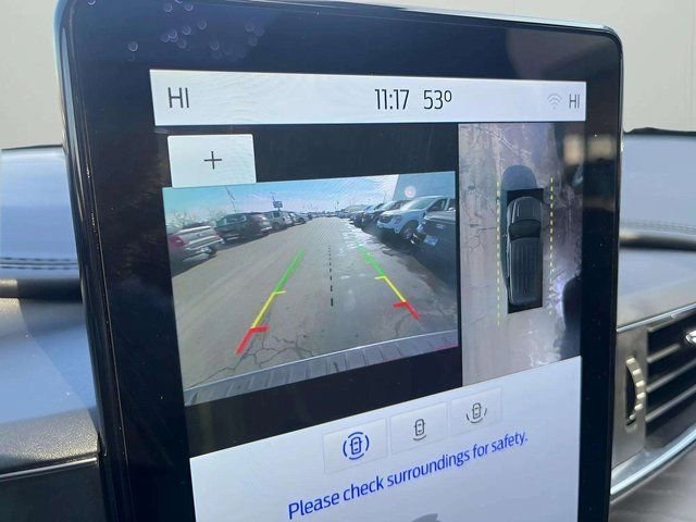 Certified 2023 Ford Explorer Platinum w/ Premium Technology Package image 34