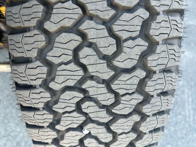 Certified 2025 Ford Bronco 2-Door w/ Sasquatch Package AWD/4WD image 11