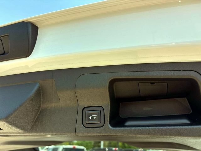 Used 2019 GMC Acadia Denali AWD/4WD image 16