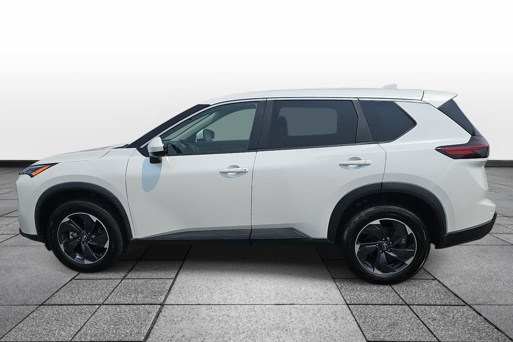 Used 2024 Nissan Rogue SV AWD/4WD image 8
