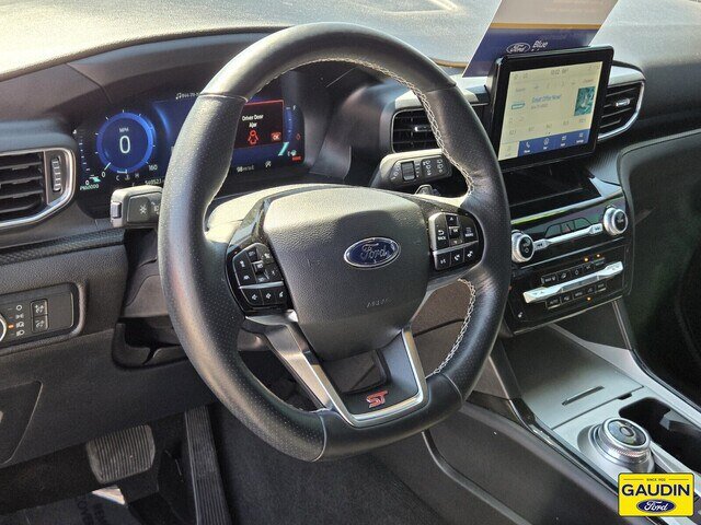 Certified 2022 Ford Explorer ST w/ ST Street Pack RWD image 19