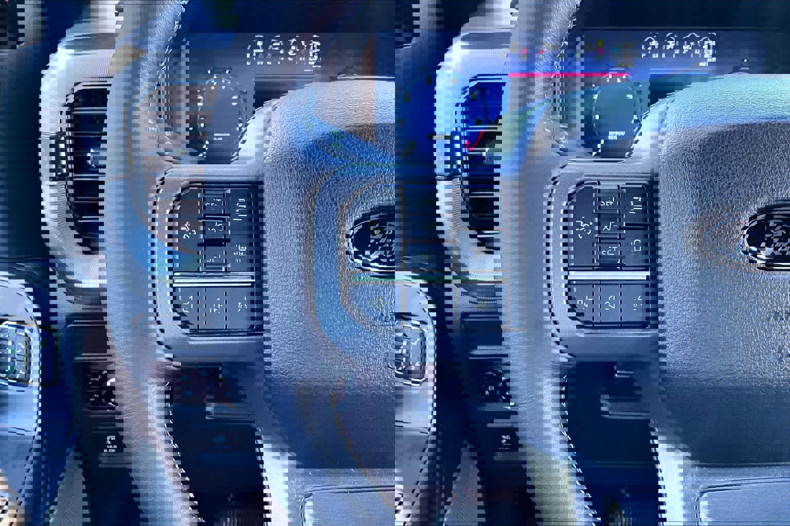 Certified 2025 Ford F150 Lariat w/ Equipment Group 501A Mid image 22