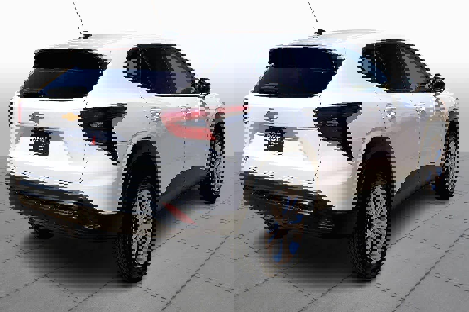 Used 2025 Chevrolet Trax LS image 3