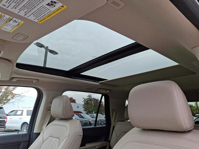 Certified 2024 Ford Expedition Limited image 14