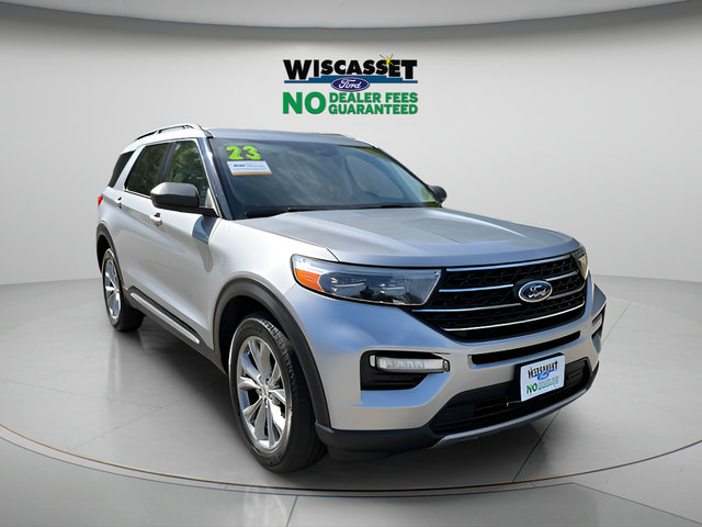 Certified 2023 Ford Explorer XLT w/ Equipment Group 202A