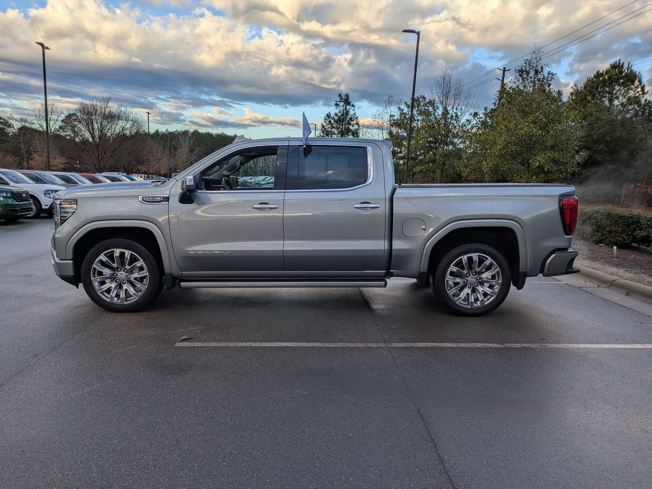 Used 2024 GMC Sierra 1500 Denali image 7
