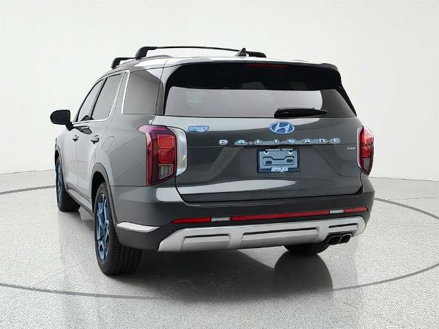 Used 2023 Hyundai Palisade Limited FWD image 6