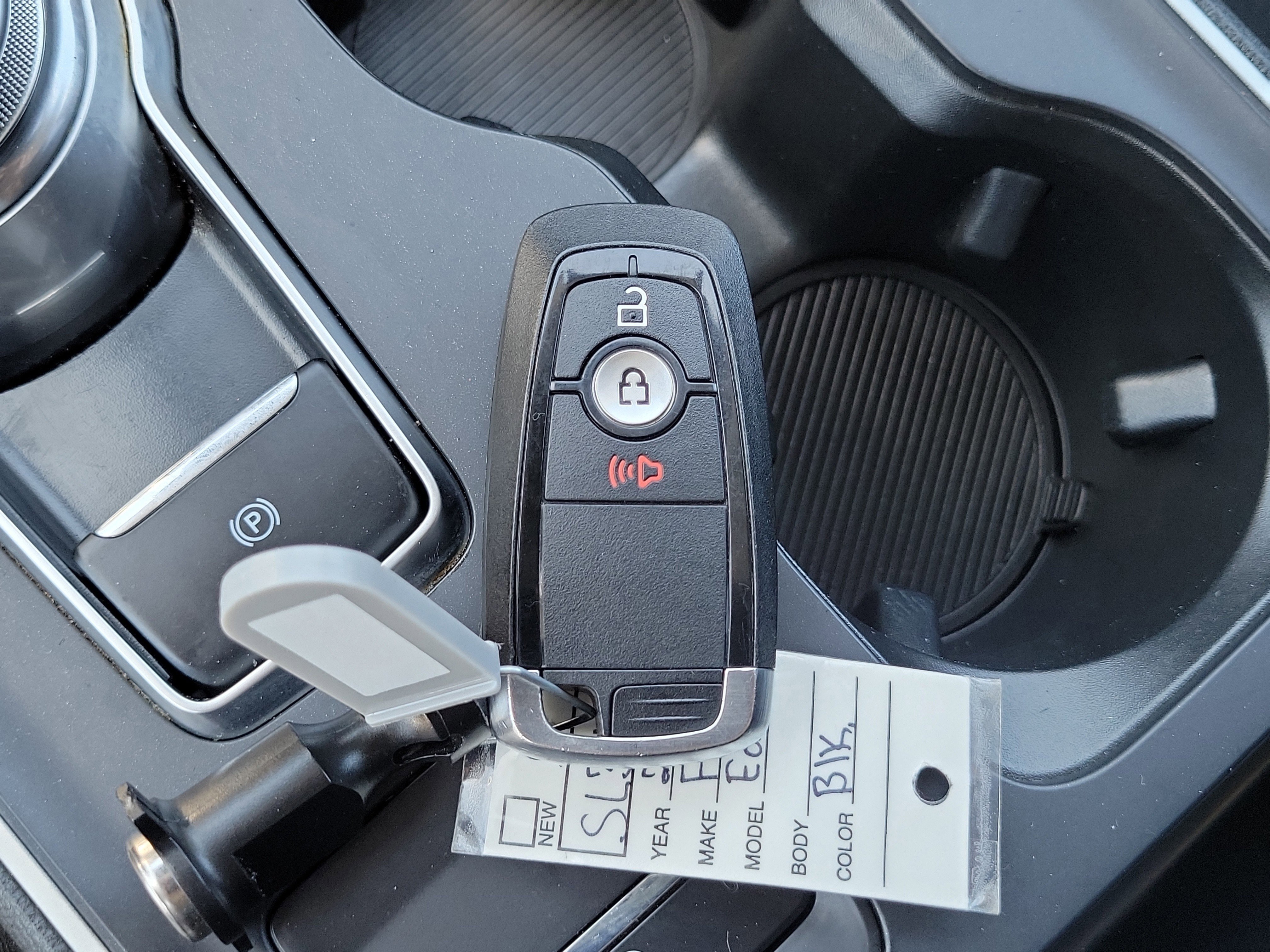 Certified 2024 Ford Edge SE image 29