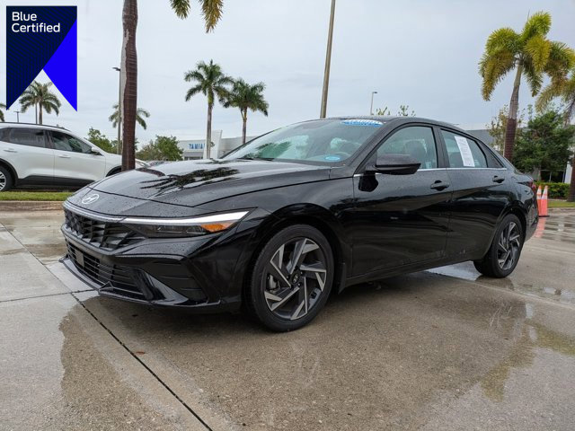 Used 2025 Hyundai Elantra SEL video 1