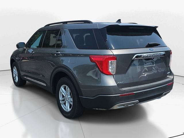 Certified 2023 Ford Explorer XLT w/ Equipment Group 202A AWD/4WD image 7