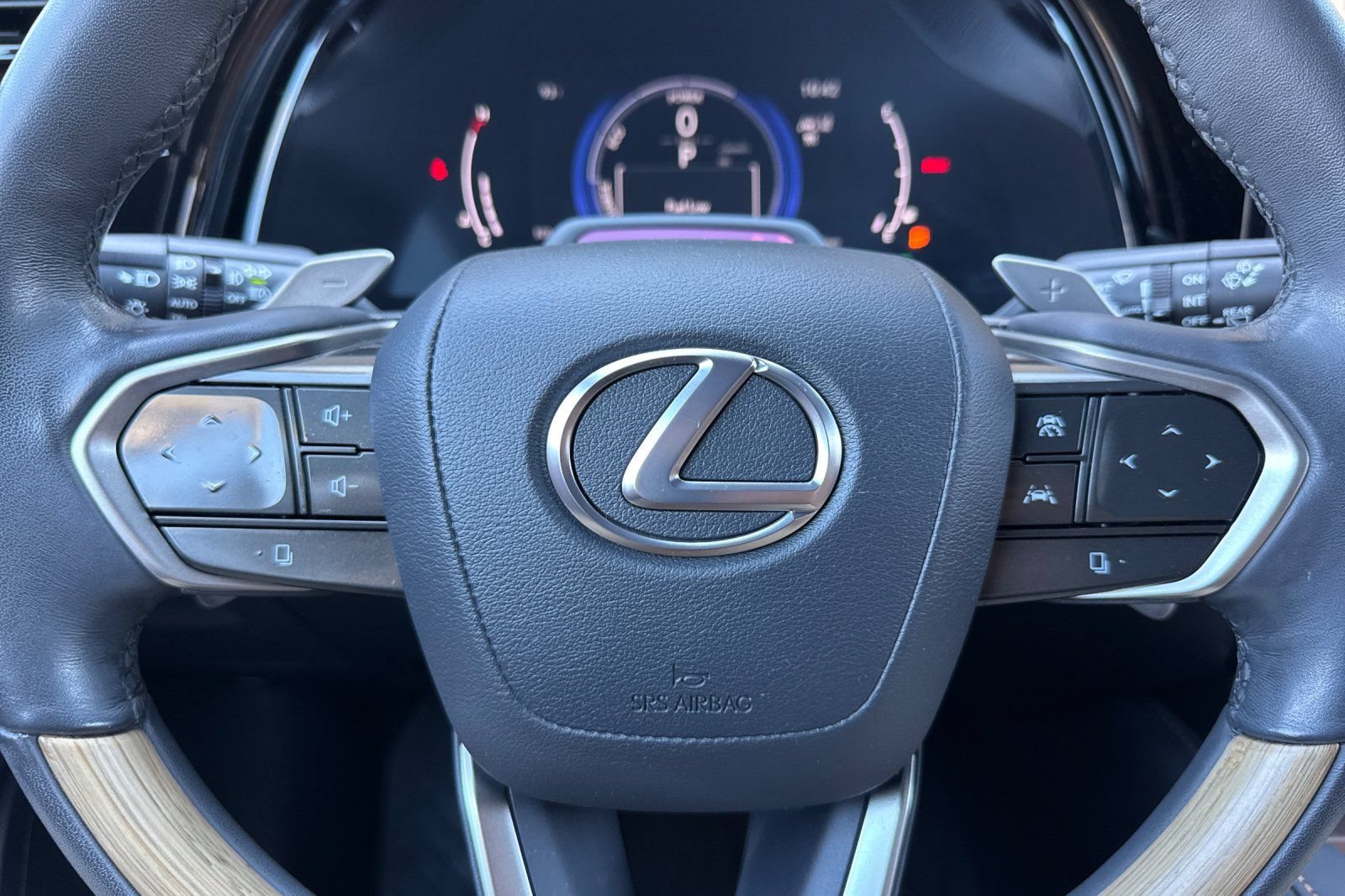 Used 2023 Lexus RX 350 w/ Cold Area Package AWD/4WD image 24