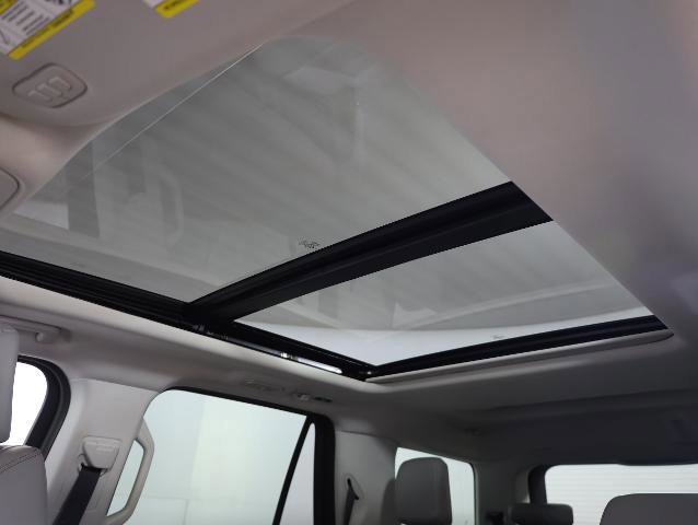 Certified 2025 Ford Expedition Active image 17