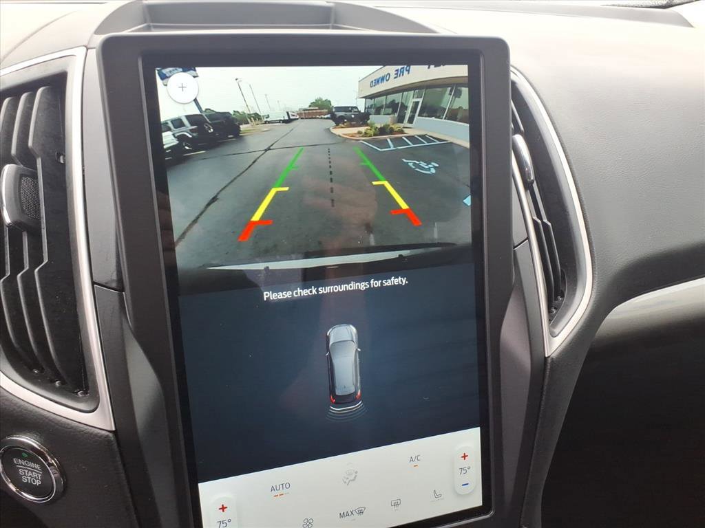 Certified 2024 Ford Edge SEL image 17