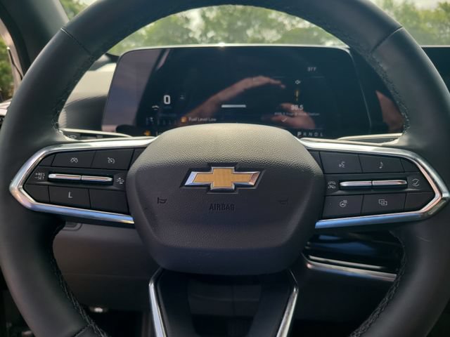 Used 2025 Chevrolet Equinox LT FWD image 12