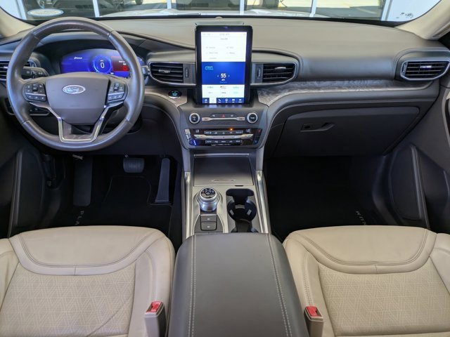 Certified 2020 Ford Explorer Platinum w/ Premium Technology Package image 13