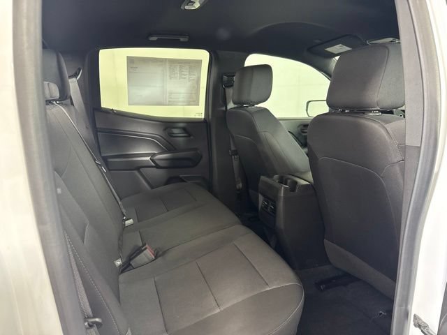 Used 2023 Chevrolet Colorado W/T RWD image 4