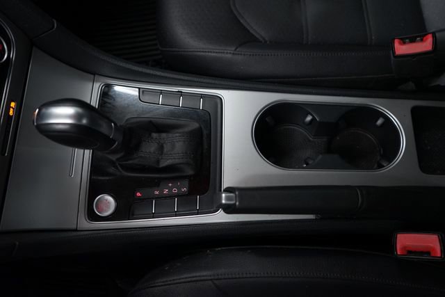 Used 2019 Volkswagen Passat 2.0T Wolfsburg image 23