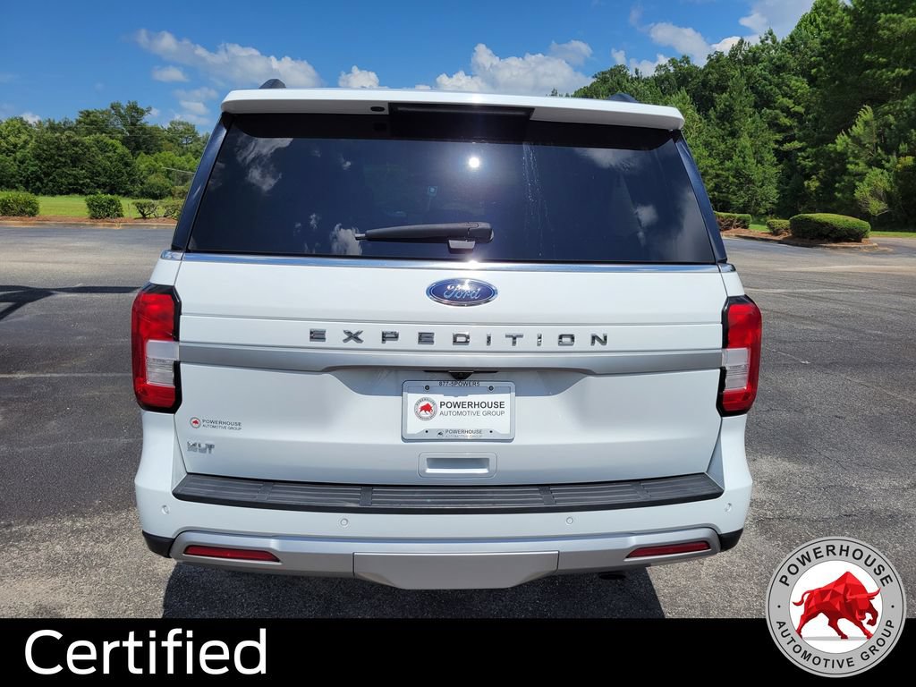 Certified 2024 Ford Expedition XLT RWD image 5