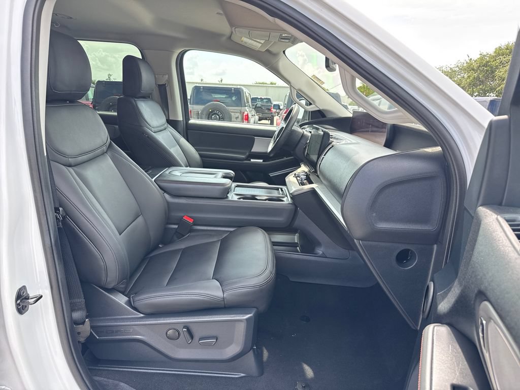 Certified 2025 Ford Expedition Max Active RWD image 29
