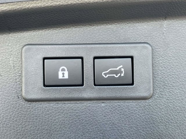 Used 2025 Subaru Outback Limited w/ Popular Package #2 AWD/4WD image 10