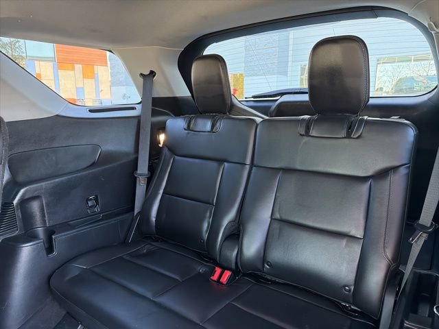 Certified 2022 Ford Explorer XLT w/ Equipment Group 202A image 27