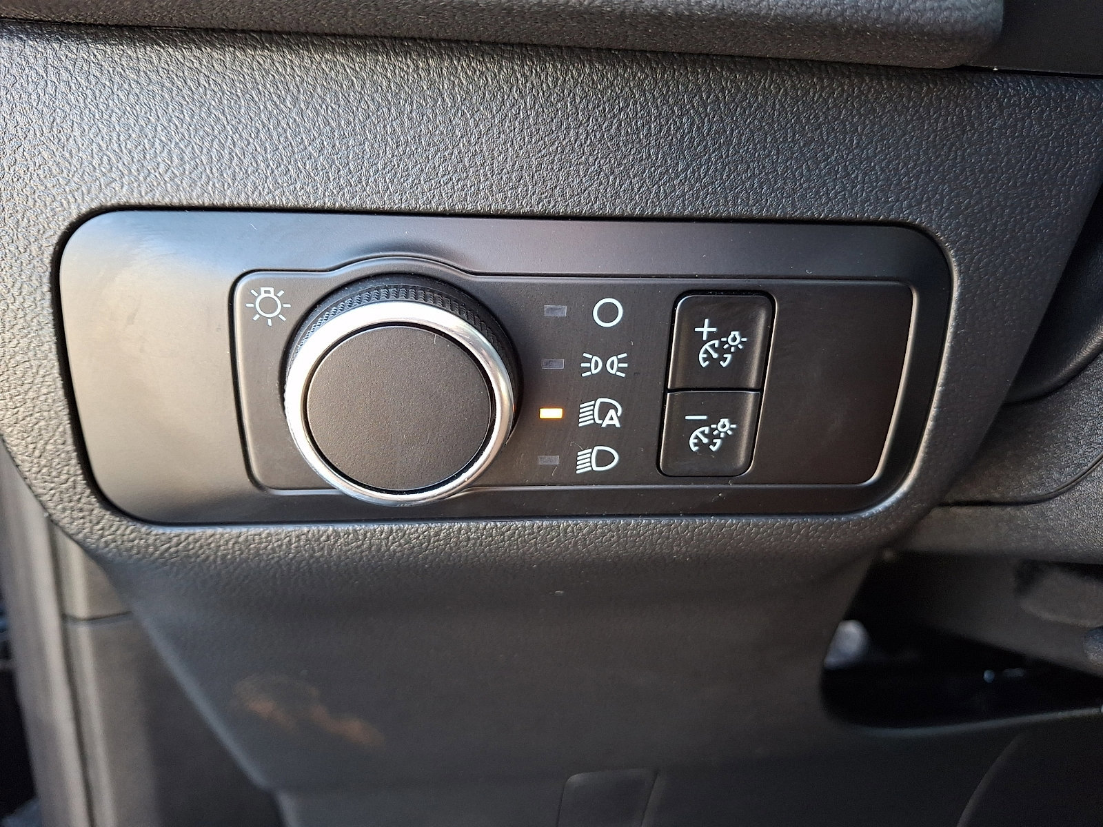 Certified 2025 Ford Escape Active image 23