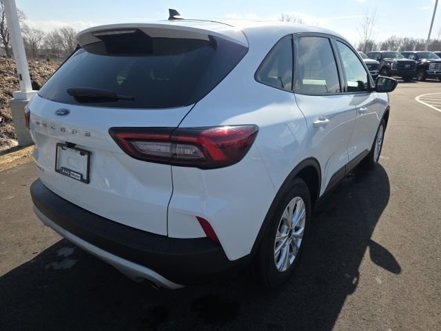 Certified 2025 Ford Escape Active image 4