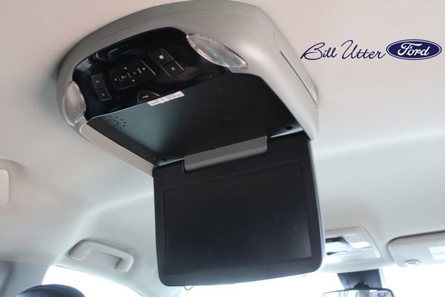 Used 2019 Toyota Sienna SE image 17