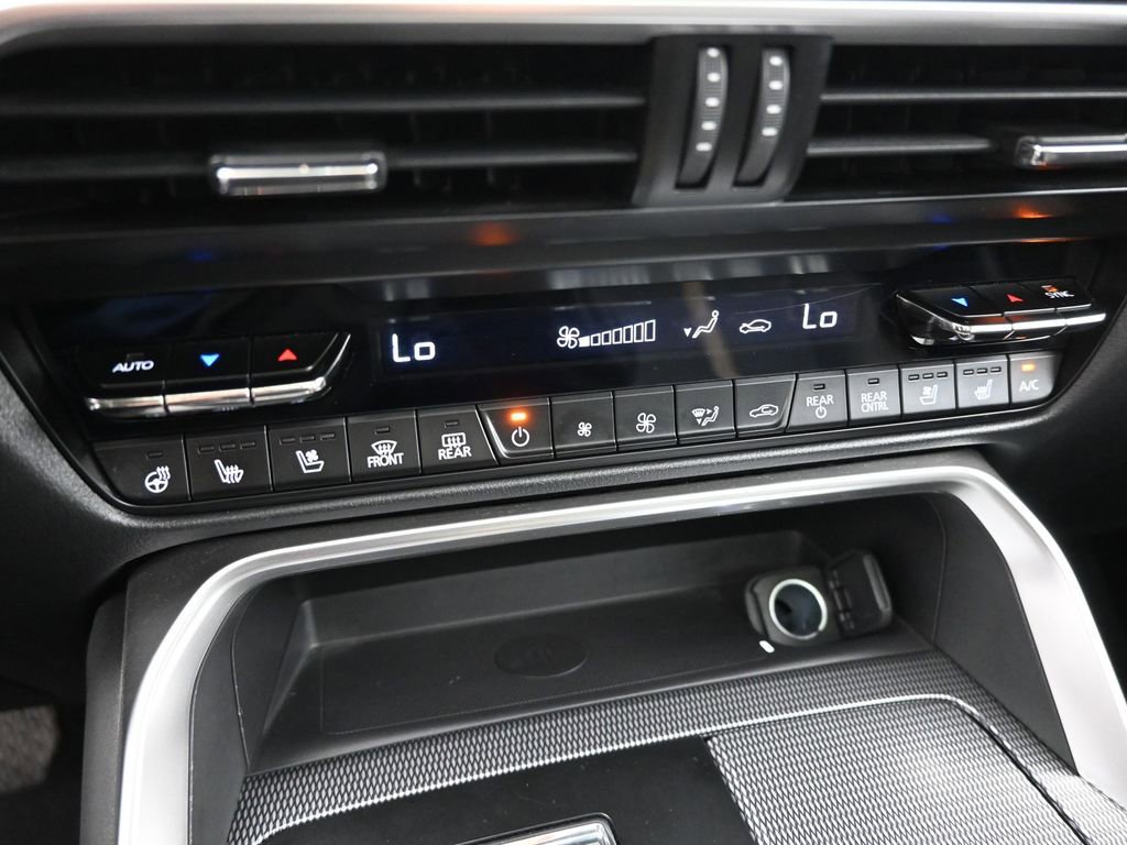 Used 2024 MAZDA CX-90 Plug-In Hybrid w/ Premium Plus image 15