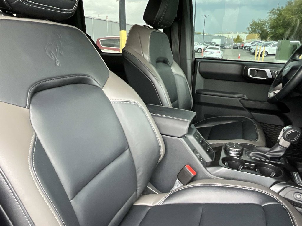 Certified 2025 Ford Bronco Outer Banks AWD/4WD image 29