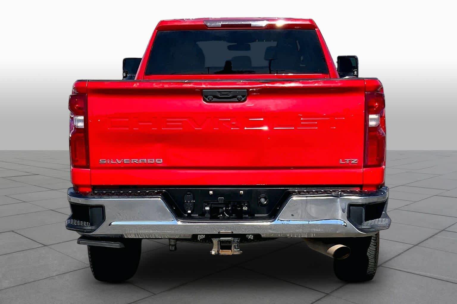 Used 2020 Chevrolet Silverado 3500 LTZ AWD/4WD image 5